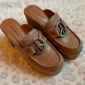Lucky Brand Aleah Leather Clogs
